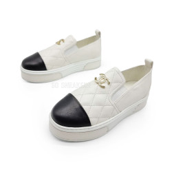 Chanel Slip-ons Leather White