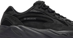 Adidas Yeezy Boost Boost 700 V2 Vanta