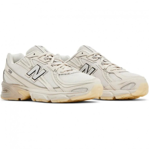 Унисекс кроссовки New Balance 740 Lunar New Year