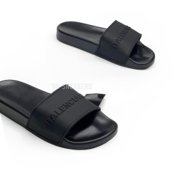 Balenciaga Slipers Man Black Monogram