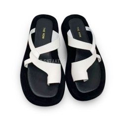 The Row Flip-flop Black/White