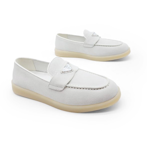 Женские мокасины Prada Mocassins Suede White