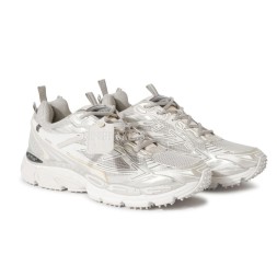 Off-White Be Right Back Braun